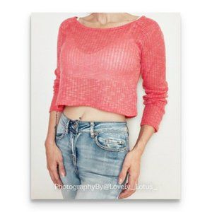 NWT Wallflower Crop Top Bright Coral Loose Knit Long Sleeve Scoop Neck Crop Top